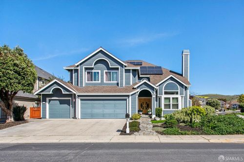 116 Eagle Trace Dr, Half Moon Bay, CA, 94019-2286 | Card Image