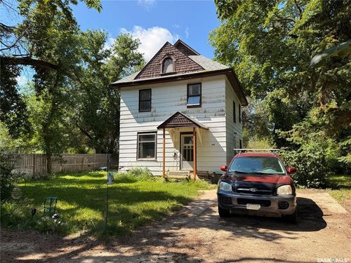 410 Selkirk St, Outlook, SK, S0L2N0 | Card Image