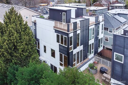 c-612 N 45th St, Seattle, WA, 98103-6405 | Card Image