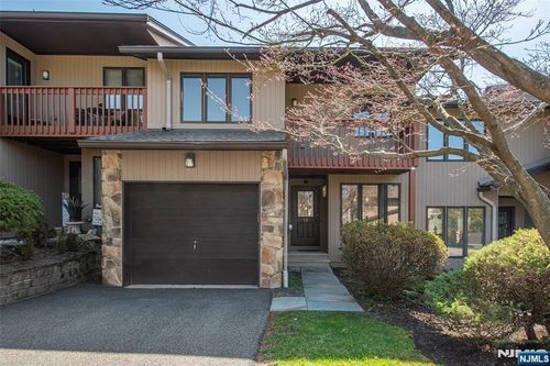 141 Wedgewood Drive, Woodland Park, NJ, 07424 | Card Image