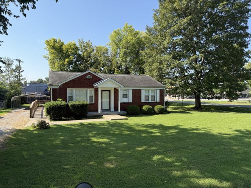 200 S Meadow Cir, Clarksville, TN, 37043 | Card Image