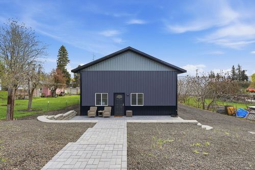 424 N Sheridan St, Tekoa, WA, 99033-9642 | Card Image
