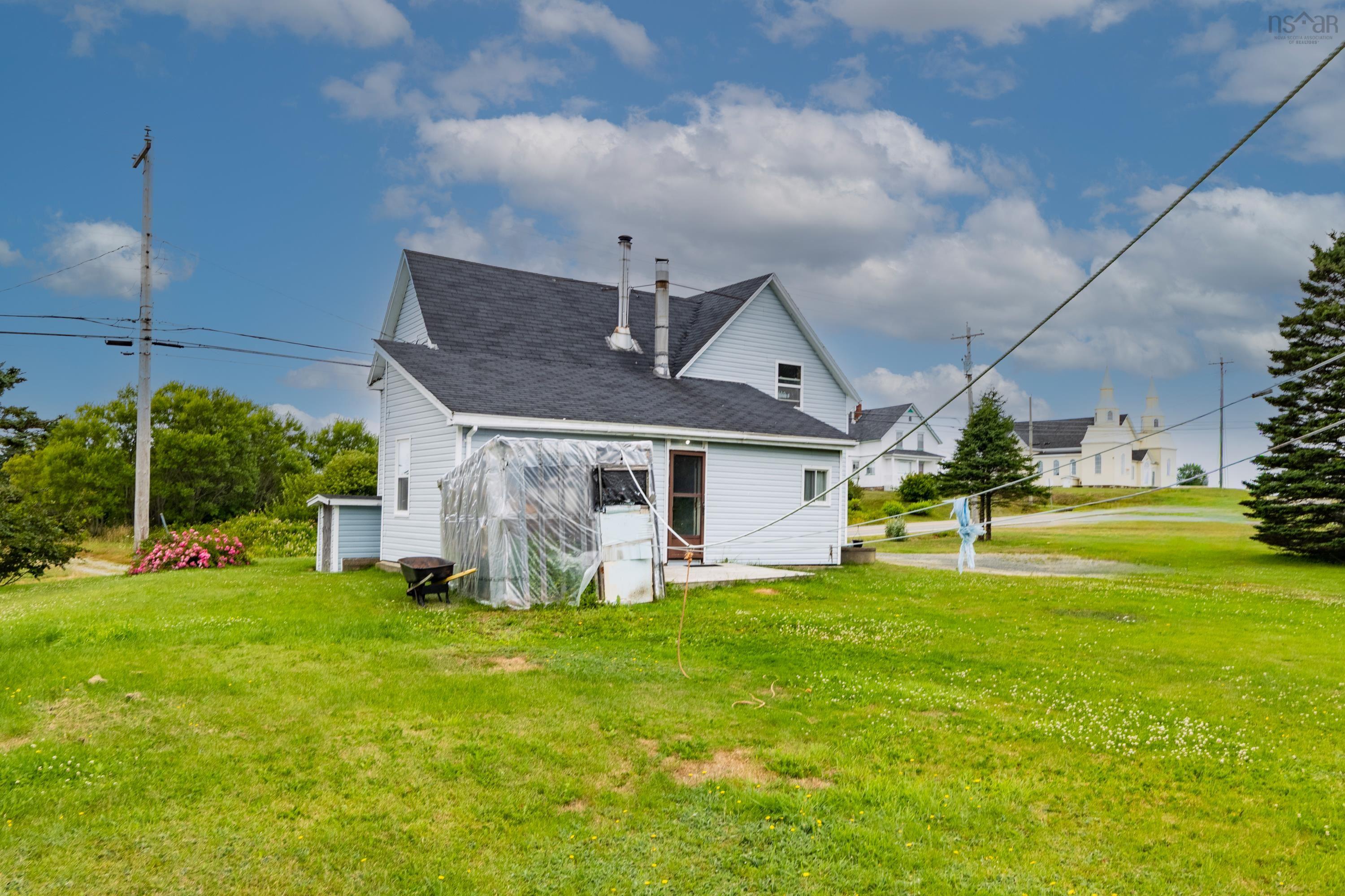Residential in St. Alphonse 5