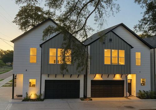 e-4922 Hoover St, Houston, TX, 77092-3521 | Card Image