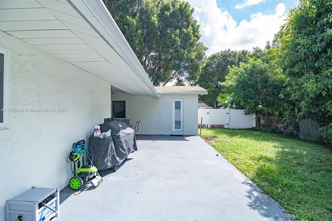 8612 Miramar Blvd, House other with 4 bedrooms, 2 bathrooms and null parking in Miramar FL | Image 33