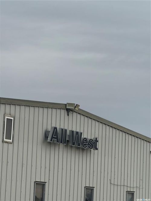 511 Loken Rd, Rosetown, SK, S0L2V0 | Card Image