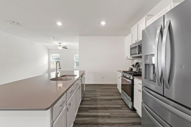 A thoughtfully designed, open floorplan. | Image 10