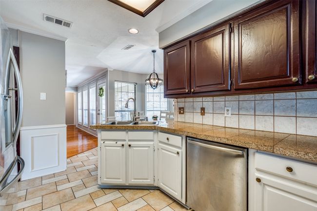 2332 Heatherwoods Way, House other with 3 bedrooms, 3 bathrooms and null parking in Carrollton TX | Image 18