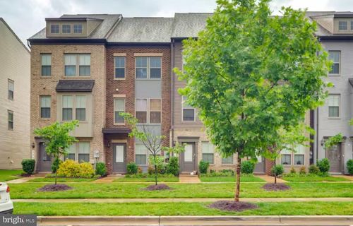 281 Phoenix Dr, UPPER MARLBORO, MD, 20774-1066 | Card Image