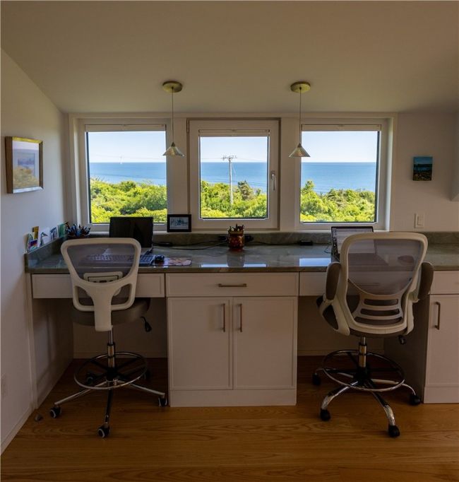 Office | Image 24