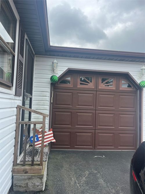 93 Village Cir W, Manorville, NY, 11949-9699 | Card Image