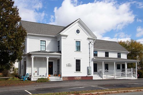 1394 Main St, St. Johnsbury, VT, 05819-1831 | Card Image