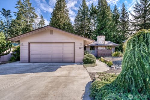 127 Sunset Pl, Sequim, WA, 98382-8513 | Card Image