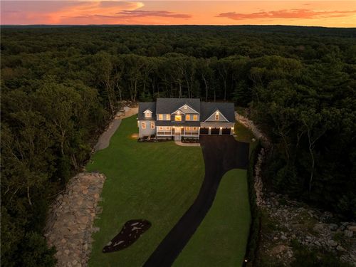 35 Beech Crest Rd, East Greenwich, RI, 02818-1166 | Card Image