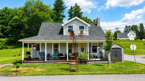 18 Irasburg St, Orleans, VT, 05860-1130 | Card Image