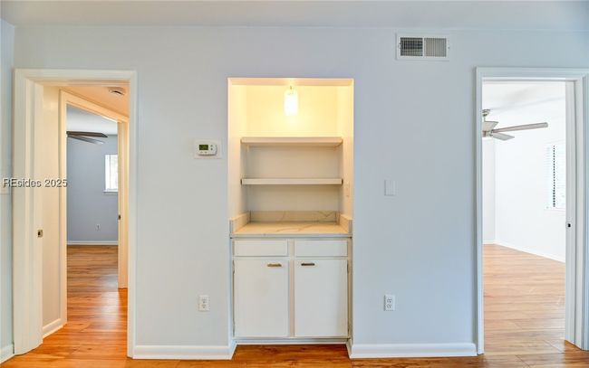 APT-17L - 45 Folly Field Rd, Condo with 2 bedrooms, 2 bathrooms and null parking in Hilton Head Island SC | Image 9