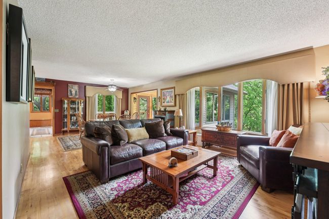 11-web-or-mls-Barnes Ave-0306-011.jpg | Image 10