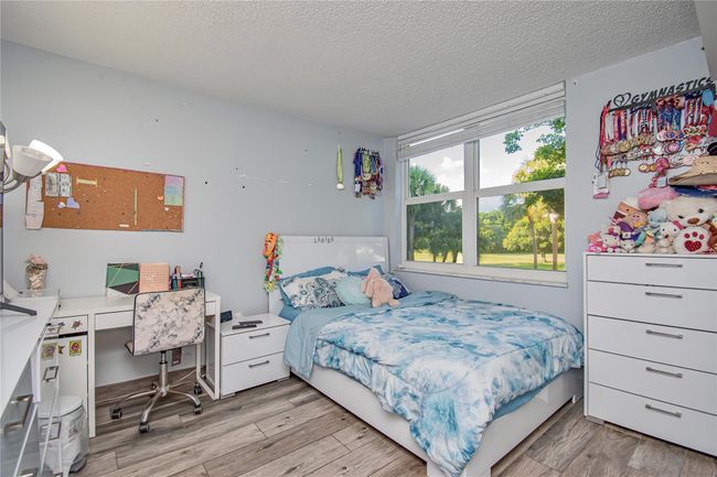 APT-207 - 9410 Tangerine Pl, Condo with 2 bedrooms, 2 bathrooms and null parking in Davie FL | Image 17