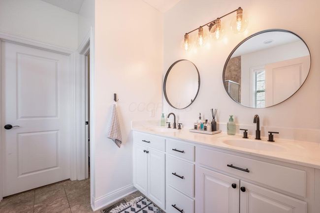 8194 Griswold Dr, House other with 4 bedrooms, 3 bathrooms and null parking in New Albany OH | Image 24