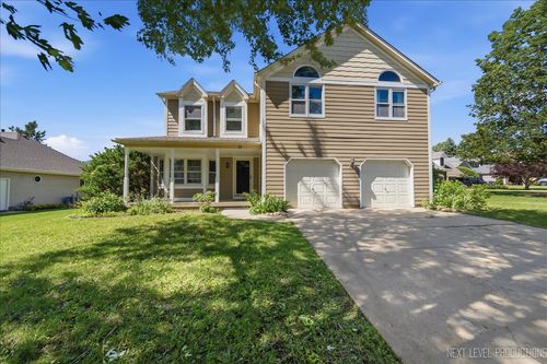 13 Saddlewood Ct, Sugar Grove, IL, 60554-9175 | Card Image