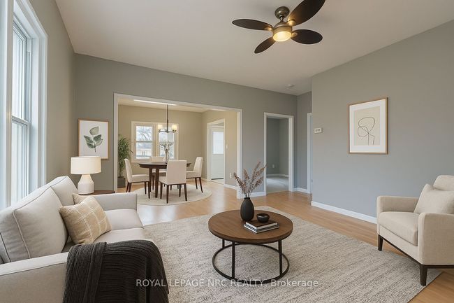 4160 Dorchester Rd, Home with 3 bedrooms, 2 bathrooms and 4 parking in Niagara Falls ON | Image 10