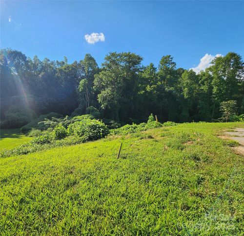 7-1250 39th Street Cir Sw, Hickory, NC, 28602-4554 | Card Image