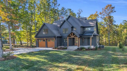 2740 Mowbray Pike, Soddy Daisy, TN, 37379-7213 | Card Image