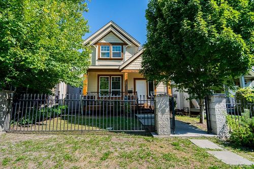 13125 108 Ave, Surrey, BC, V3T2J2 | Card Image