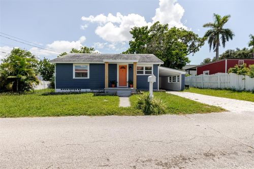 10562 Lake Dr, Seminole, FL, 33772-5430 | Card Image