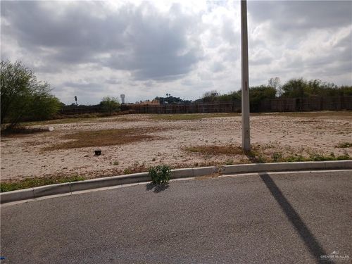 701 Thompson Rd, Mission, TX, 78573-1848 | Card Image