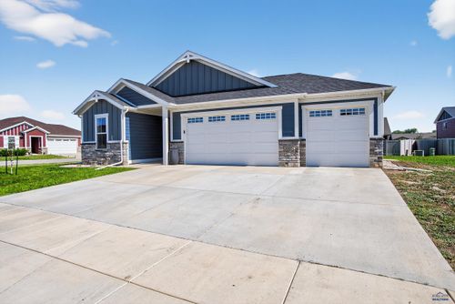 3002 Hazelnut Ln, Rapid City, SD, 57703-6861 | Card Image