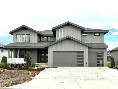 17404 Parkhill St, Overland Park, KS, 66221-2563 | Card Image
