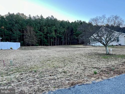 319 E 6th St, SEAFORD, DE, 19973-4562 | Card Image