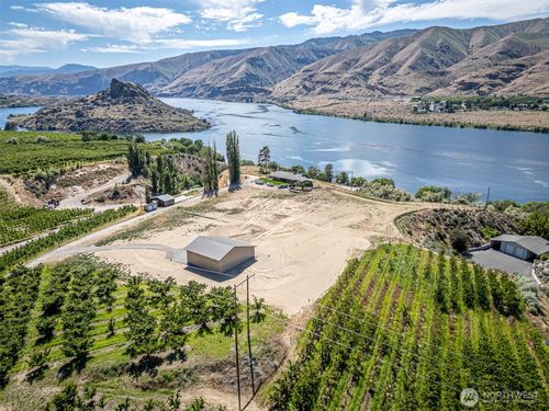 13512 Us Highway 2, Orondo, WA, 98843 | Card Image