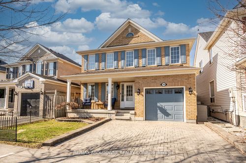 599 Caverhill Cres, Milton, ON, L9T5K1 | Card Image