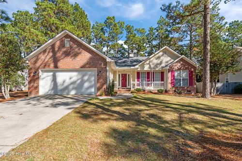 40 Sawmill Rd W, Pinehurst, NC, 28374-7042 | Card Image