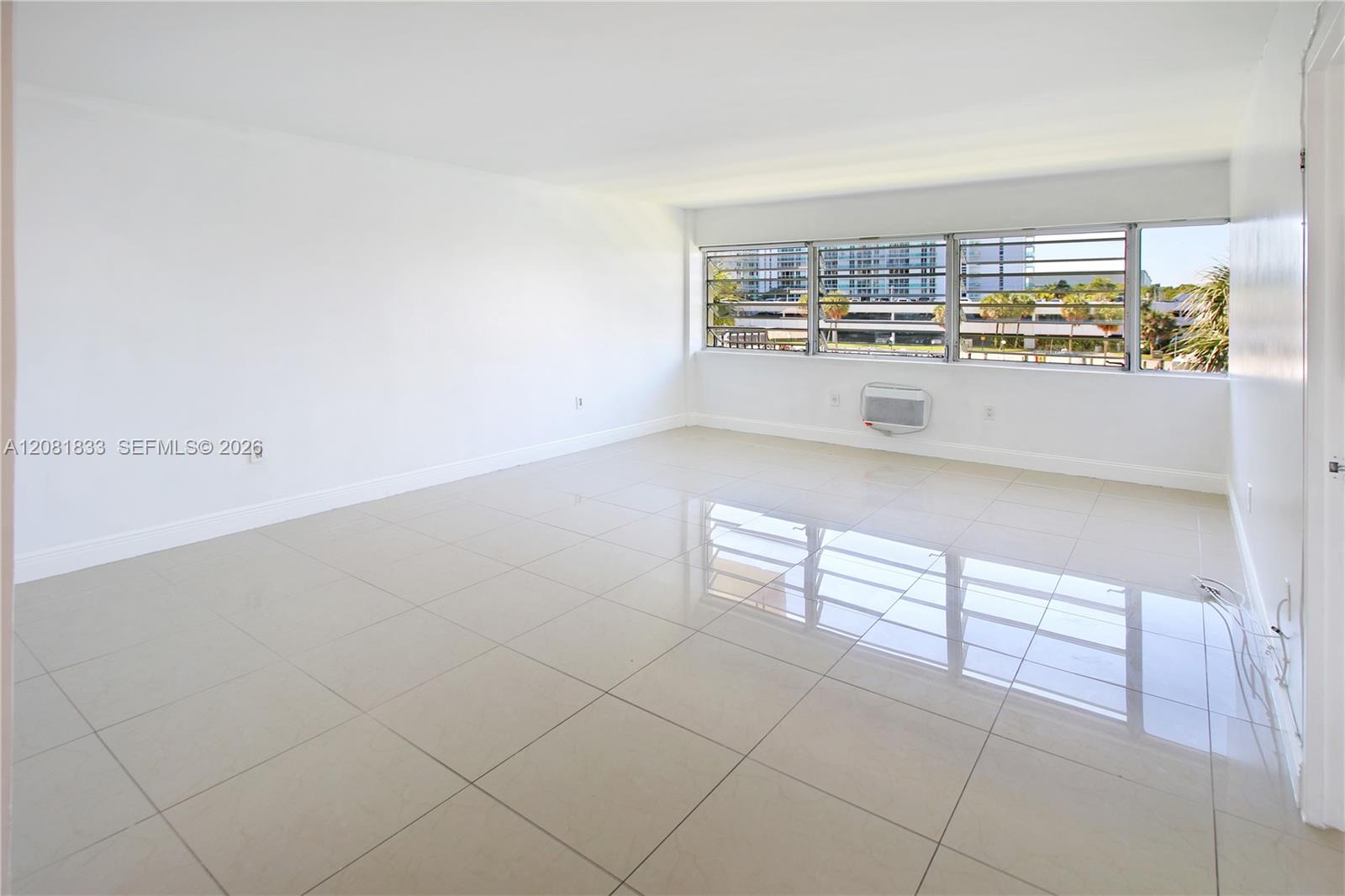 Residential Lease in Sunny Isles Beach 4