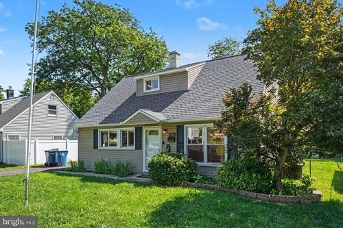 594 Rosemar Dr, Yardley, PA, 19067-6818 | Card Image