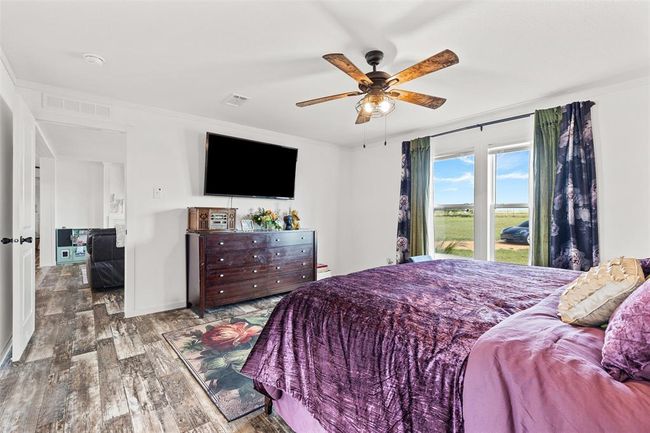 744 E Wiedemann Rd, Home with 4 bedrooms, 2 bathrooms and null parking in Flatonia TX | Image 12
