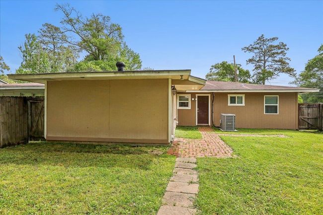 1945 N 23 Rd St, House other with 3 bedrooms, 2 bathrooms and null parking in Beaumont TX | Image 31