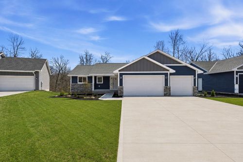 1337 E Aspen Dr, Saint Croix Falls, WI, 54024-8351 | Card Image