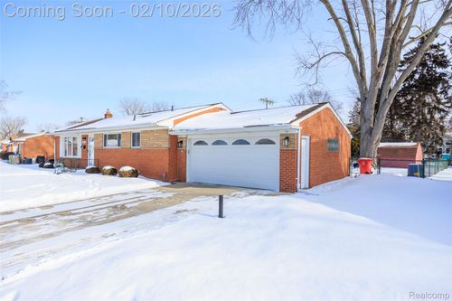 36610 Tessens Dr, Clinton Township, MI, 48035-1949 | Card Image