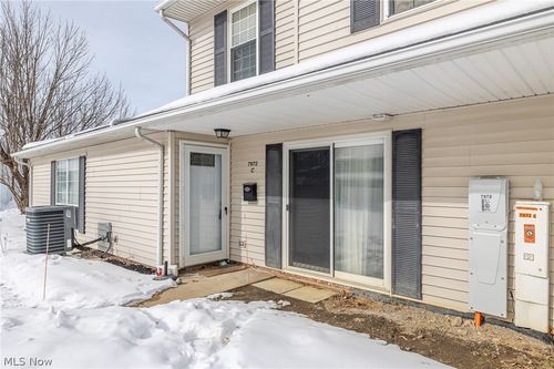 89c-7972 Colonial Drive, Mentor, OH, 44060 | Card Image