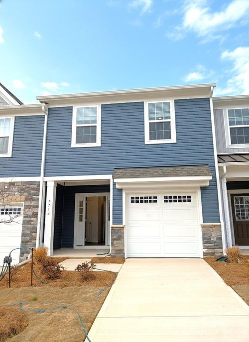 7712 Ethora Way, Charlotte, NC, 28216 | Card Image