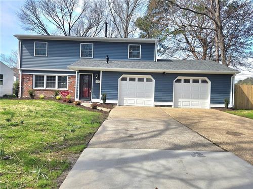 721 Burgesses Ln, Virginia Beach, VA, 23452-6516 | Card Image