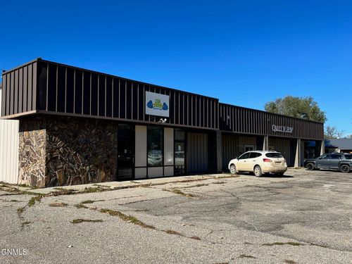 119 N 7th St, Oakes, ND, 58474-1221 | Card Image