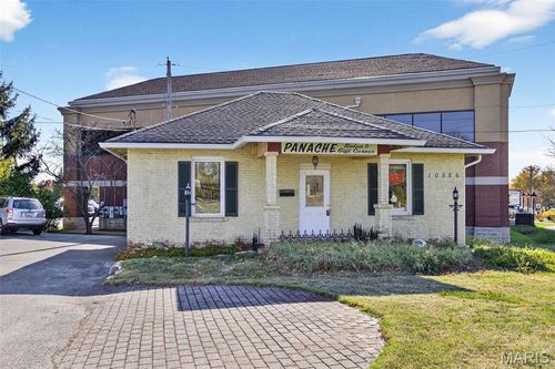 10526 Old Olive Street Rd, Saint Louis, MO, 63141-5926 | Card Image