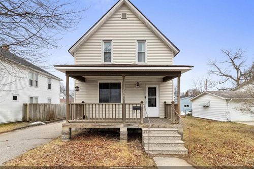 1533 Pierce Avenue, Marinette, WI, 54143 | Card Image