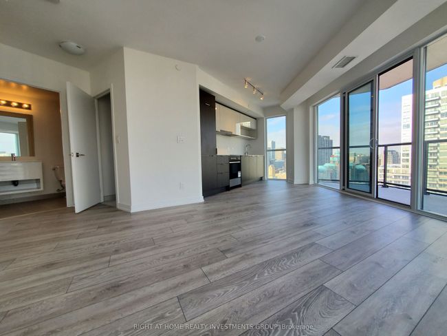 2603 - 159 Wellesley St E, Condo with 1 bedrooms, 1 bathrooms and null parking in Toronto ON | Image 7