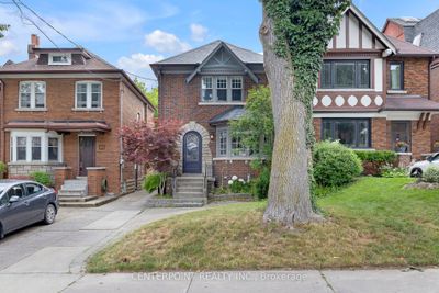 90 Heddington Ave, House other with 3 bedrooms, 2 bathrooms and 2 parking in Toronto ON | Image 1